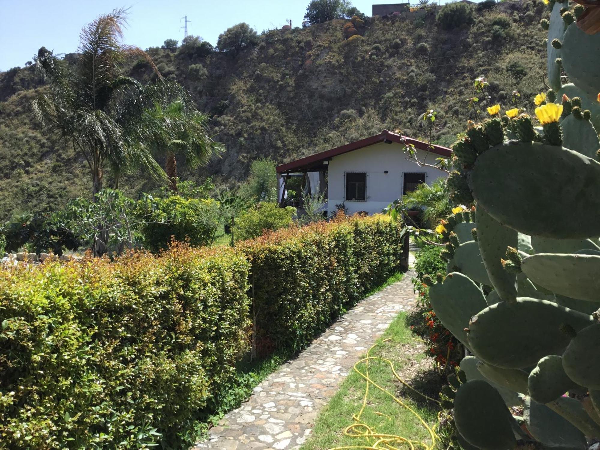 Holidaysora Taormina - Il Giardino Di Graziella ภายนอก รูปภาพ