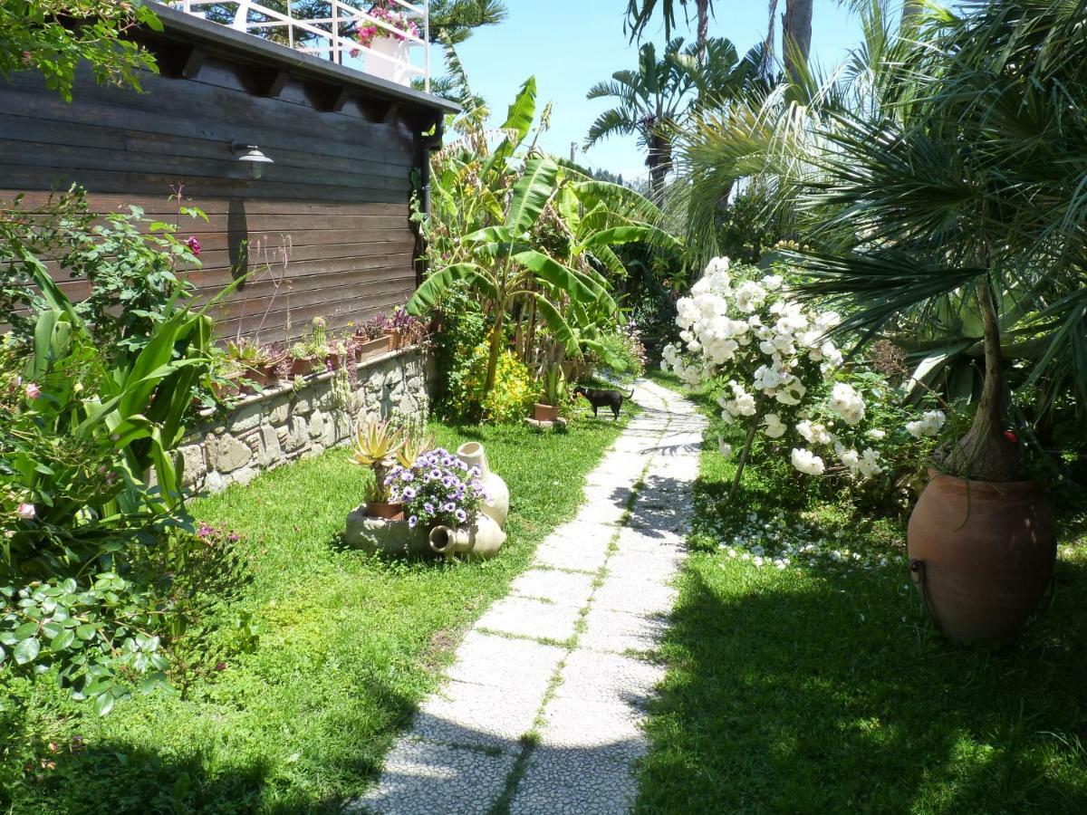 Holidaysora Taormina - Il Giardino Di Graziella ภายนอก รูปภาพ